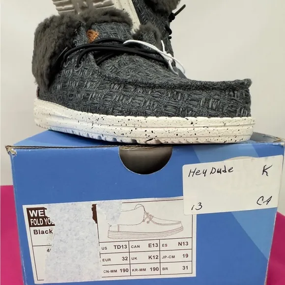 Kids Hey Dude Black Wendy Fold Stitch Cozy Shoes/Lined        Youth 13  …
