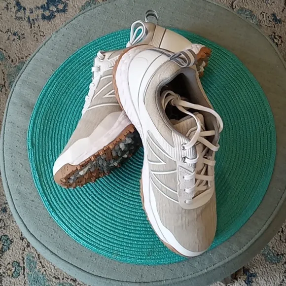 New Balance men's golf shoes-LIKE NEW