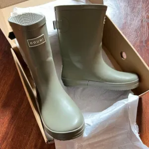 NEW Goumi Kids Artichoke Muddies Youth SZ 1 Toddler Green Rain Boots Shoes