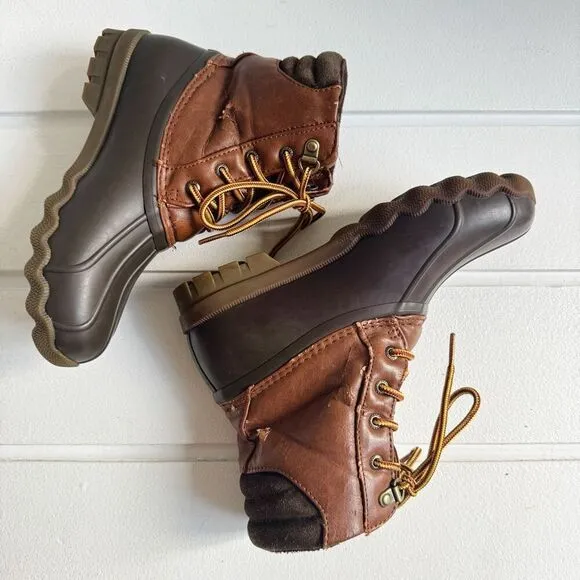 Sperry Boys' Top-Sider Avenue Waterproof Duck Boot In Tan/Brown Size 4 Big Kids